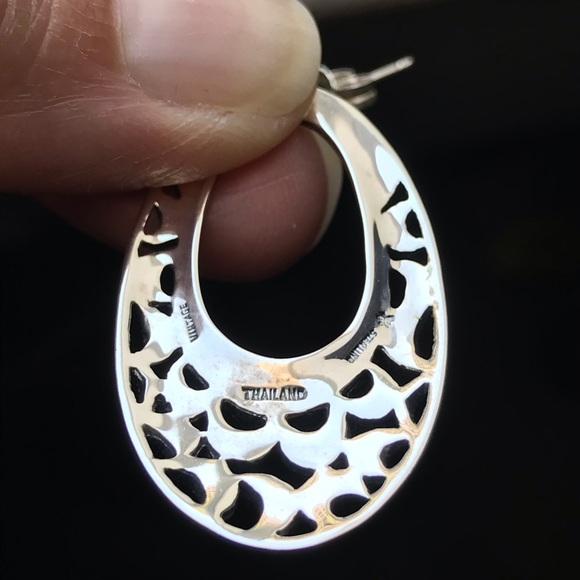 OVAL SILVER AND MARCASITE DROP EARRINGS - Picture 8 of 10